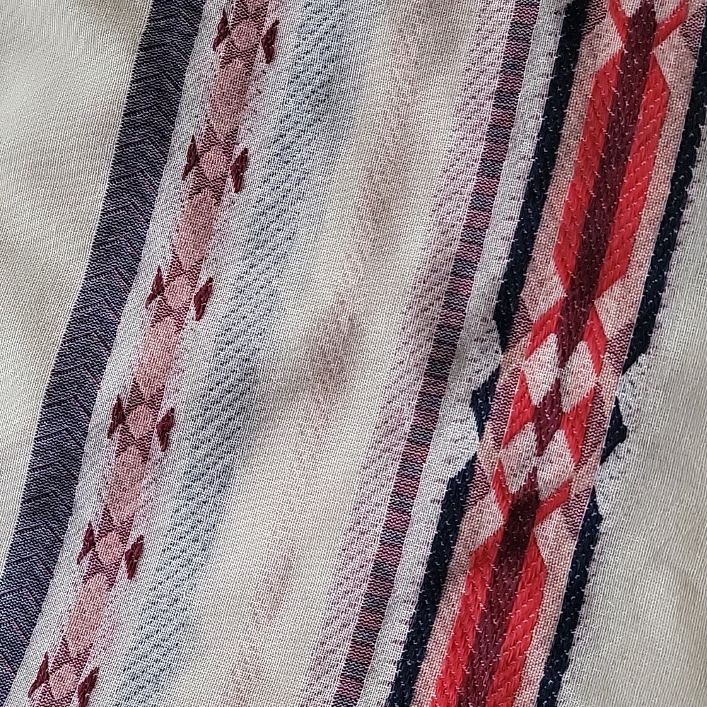 Aztec Scarf - Picture 2 of 3